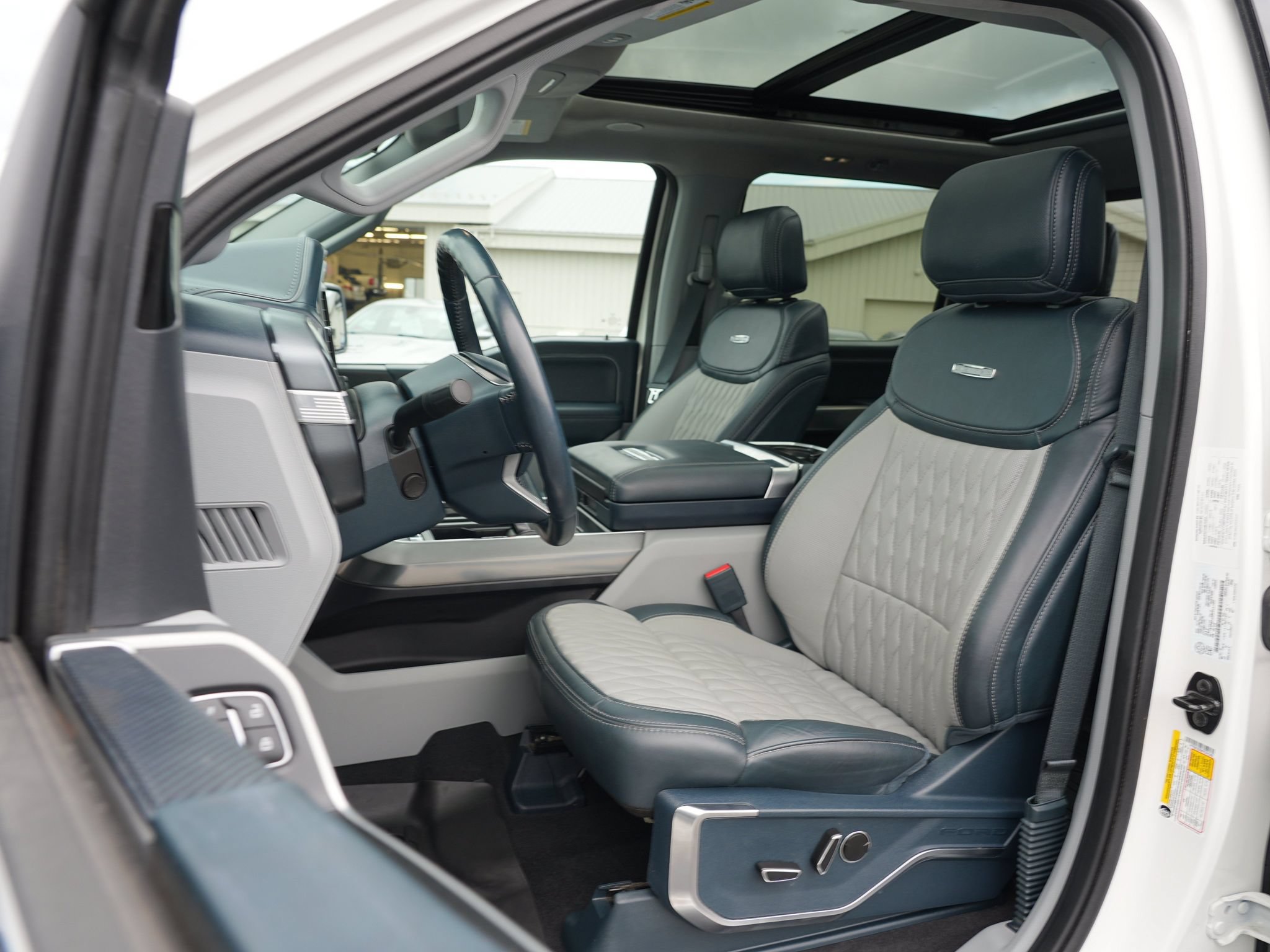 Used 2023 Ford F150 Limited AWD/4WD image 13