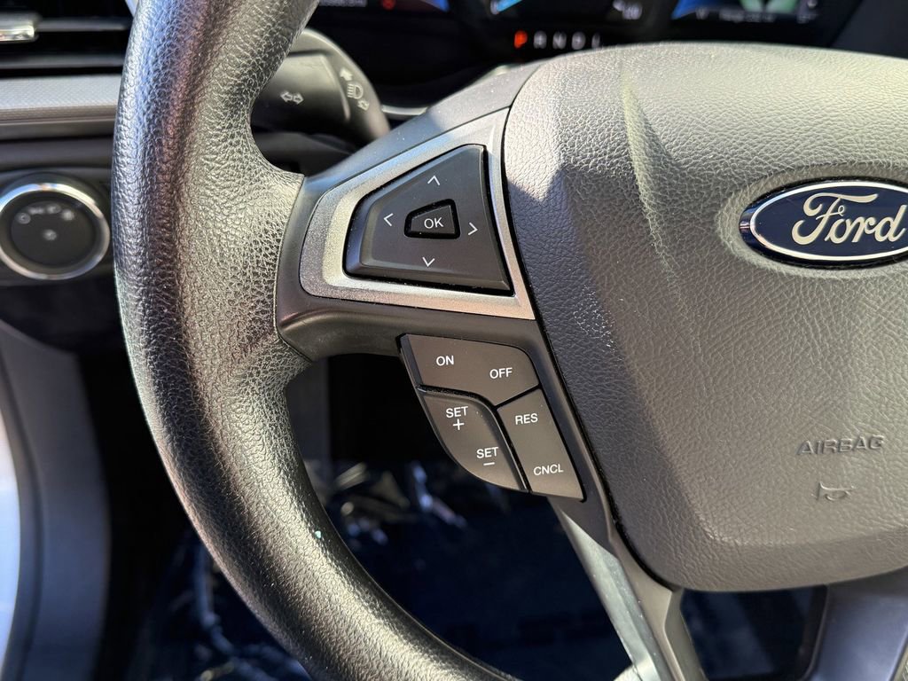 Used 2018 Ford Fusion S image 18