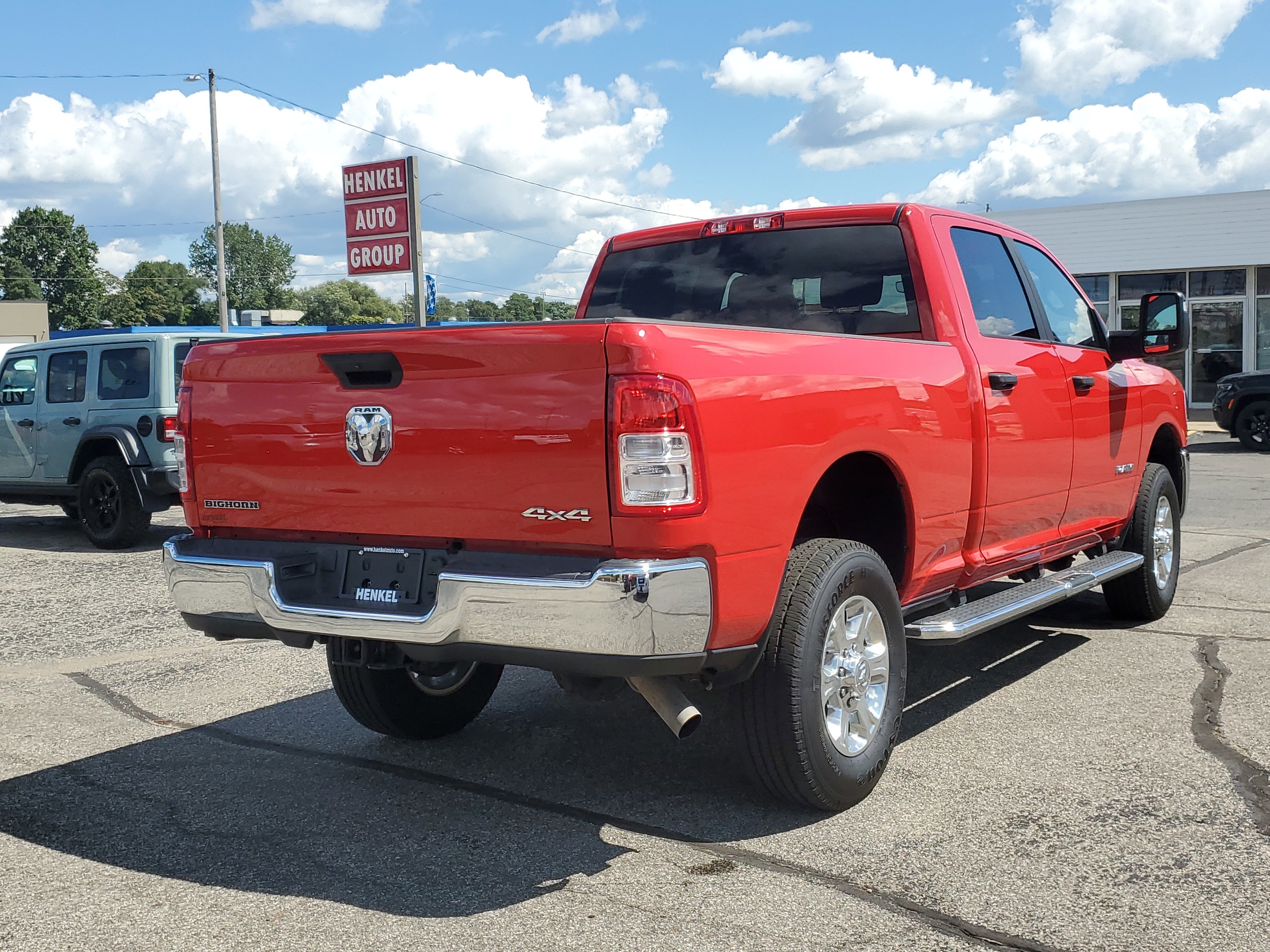 Used 2024 RAM 2500 Big Horn w/ Bed Utility Group image 4