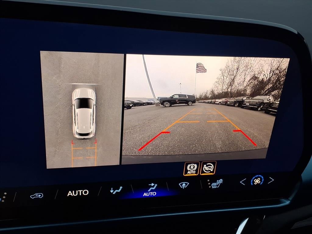 New 2026 Chevrolet Equinox EV LT image 17