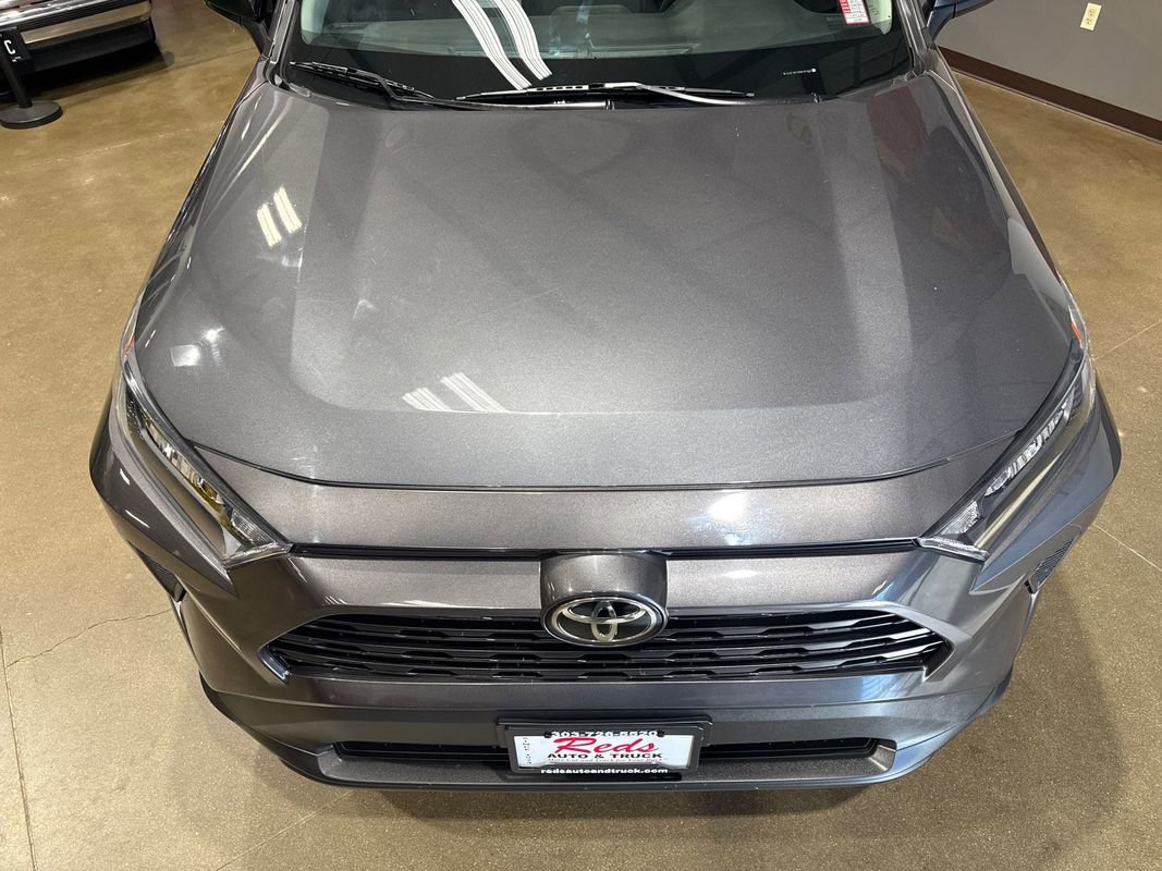 Used 2021 Toyota RAV4 LE AWD/4WD image 33