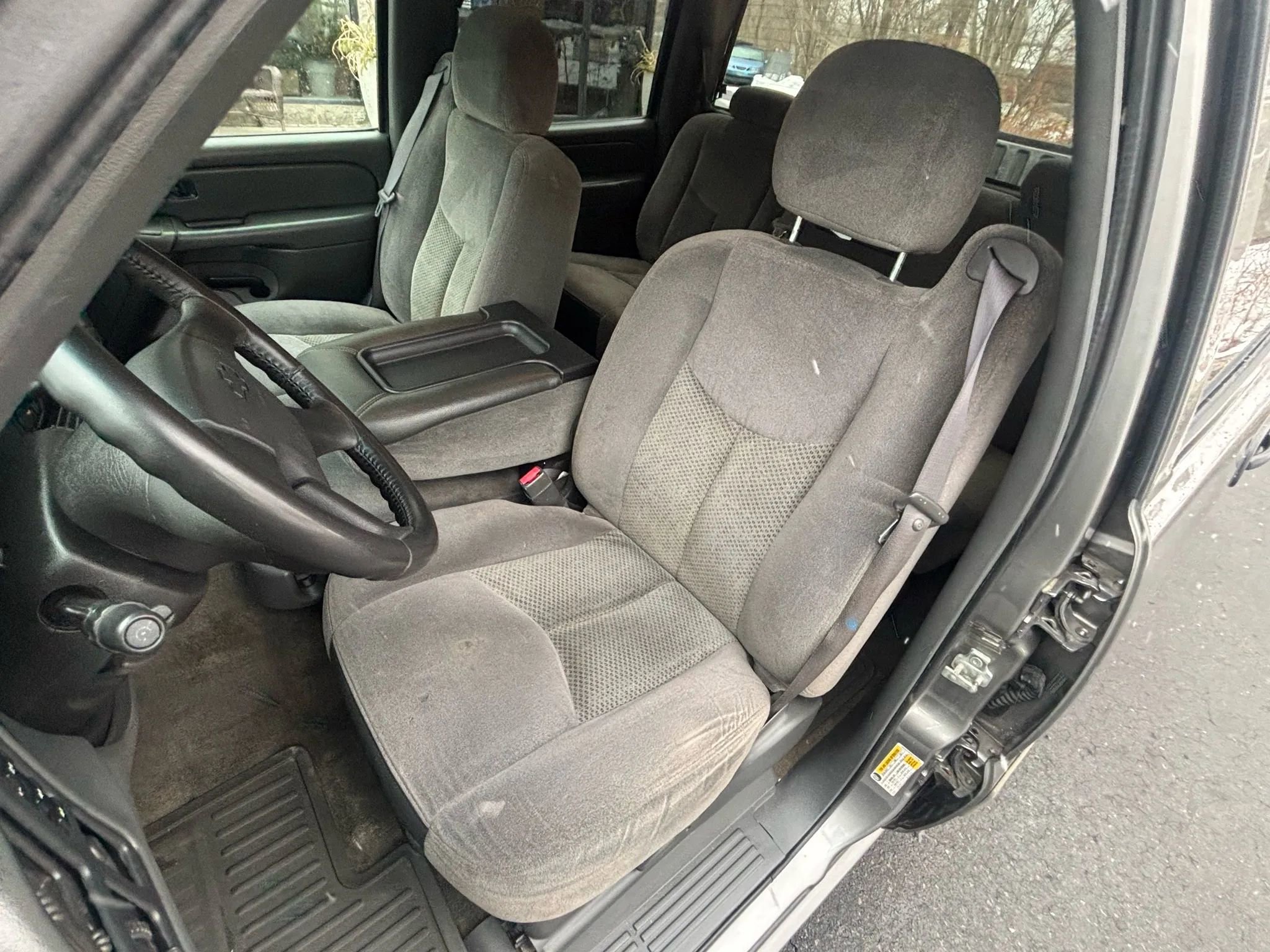 Used 2006 Chevrolet Silverado 1500 LT w/ Light Duty Power Package AWD/4WD image 22