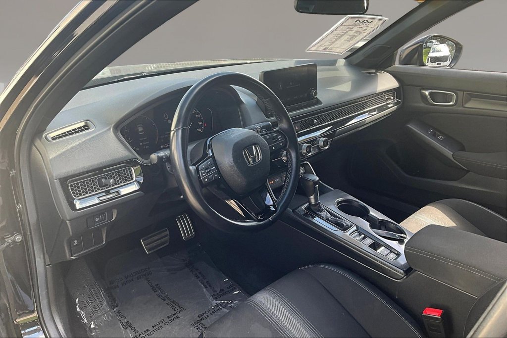 Used 2025 Honda Civic Sport image 15