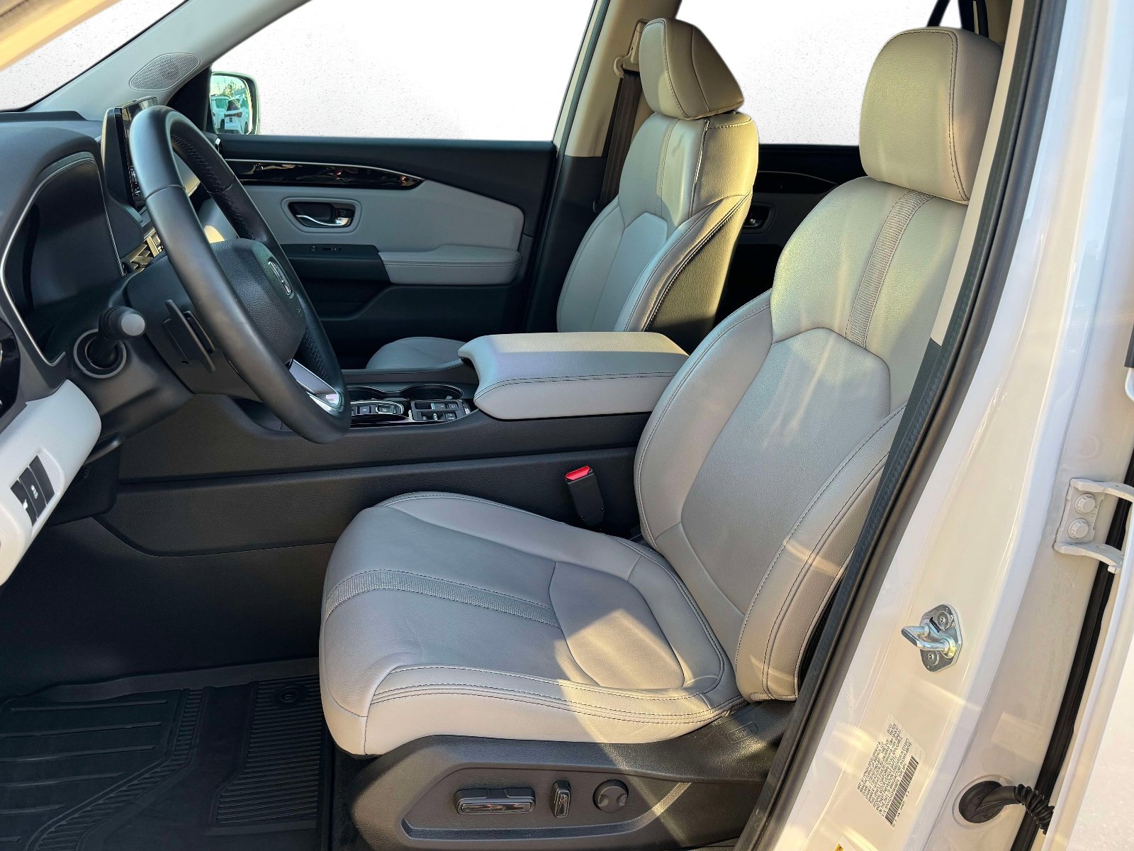 Used 2023 Honda Pilot EX-L image 21