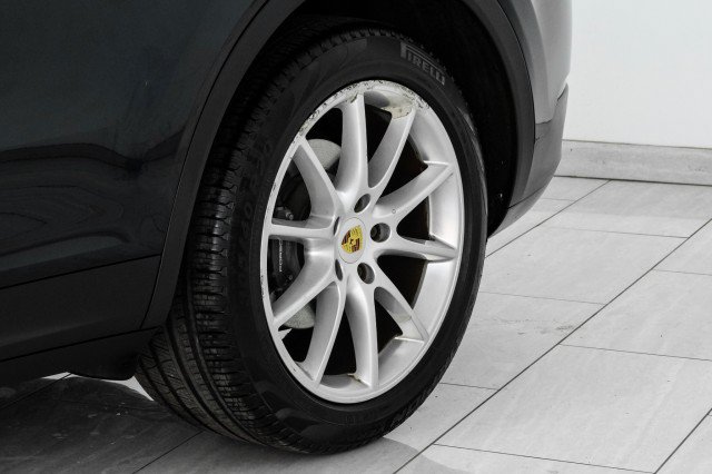 Used 2019 Porsche Cayenne AWD/4WD image 56