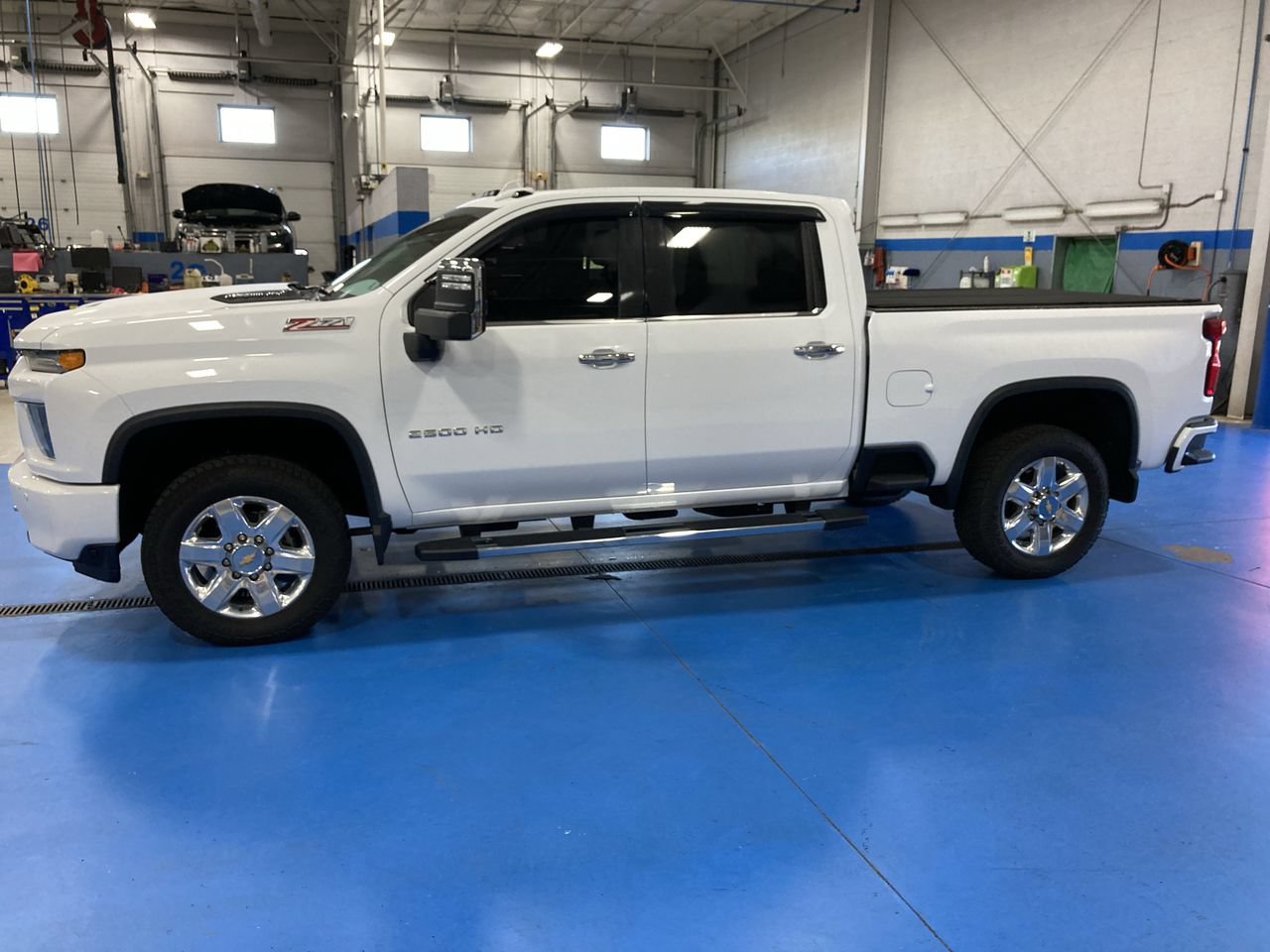 Used 2021 Chevrolet Silverado 2500 LTZ w/ Z71 Chrome Sport Edition AWD/4WD image 4