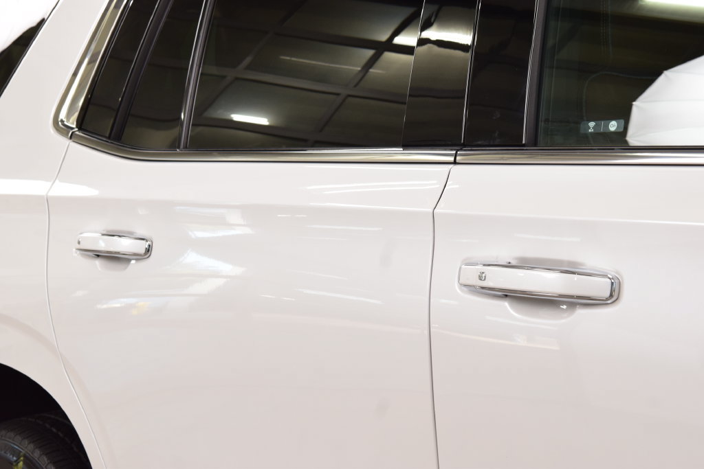 Used 2023 Chevrolet Tahoe High Country AWD/4WD image 18