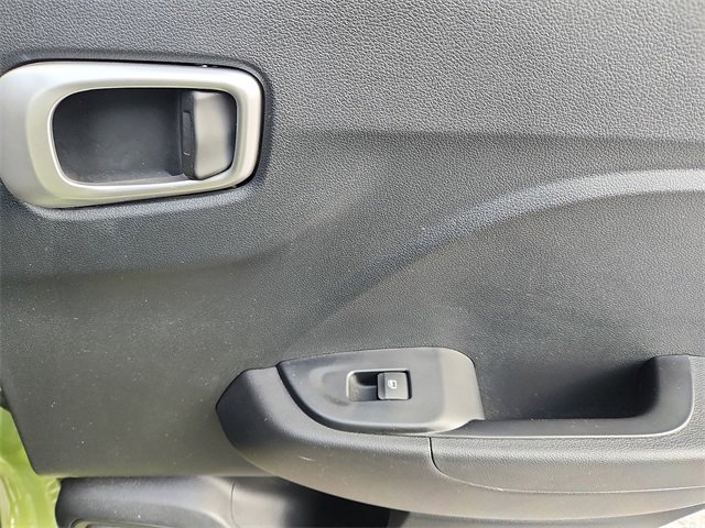 Certified 2024 Hyundai Venue SEL image 30