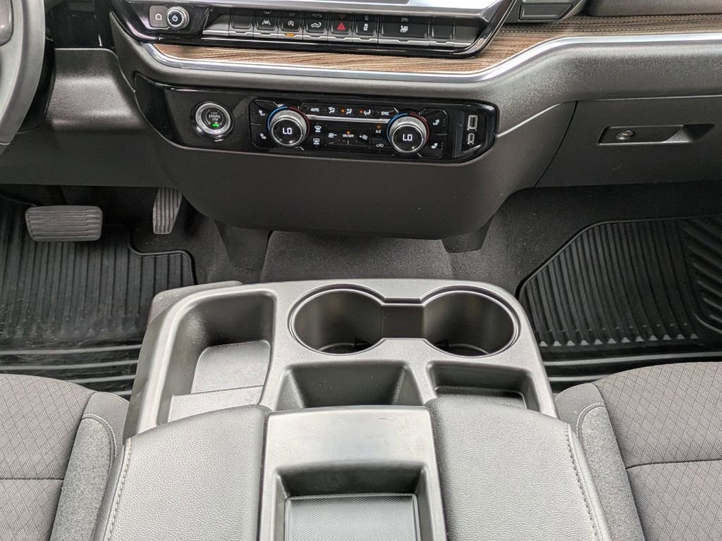 Used 2023 Chevrolet Silverado 1500 LT AWD/4WD image 19