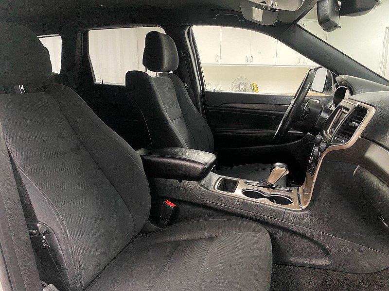 Used 2016 Jeep Grand Cherokee Laredo w/ Quick Order Package 23E image 16