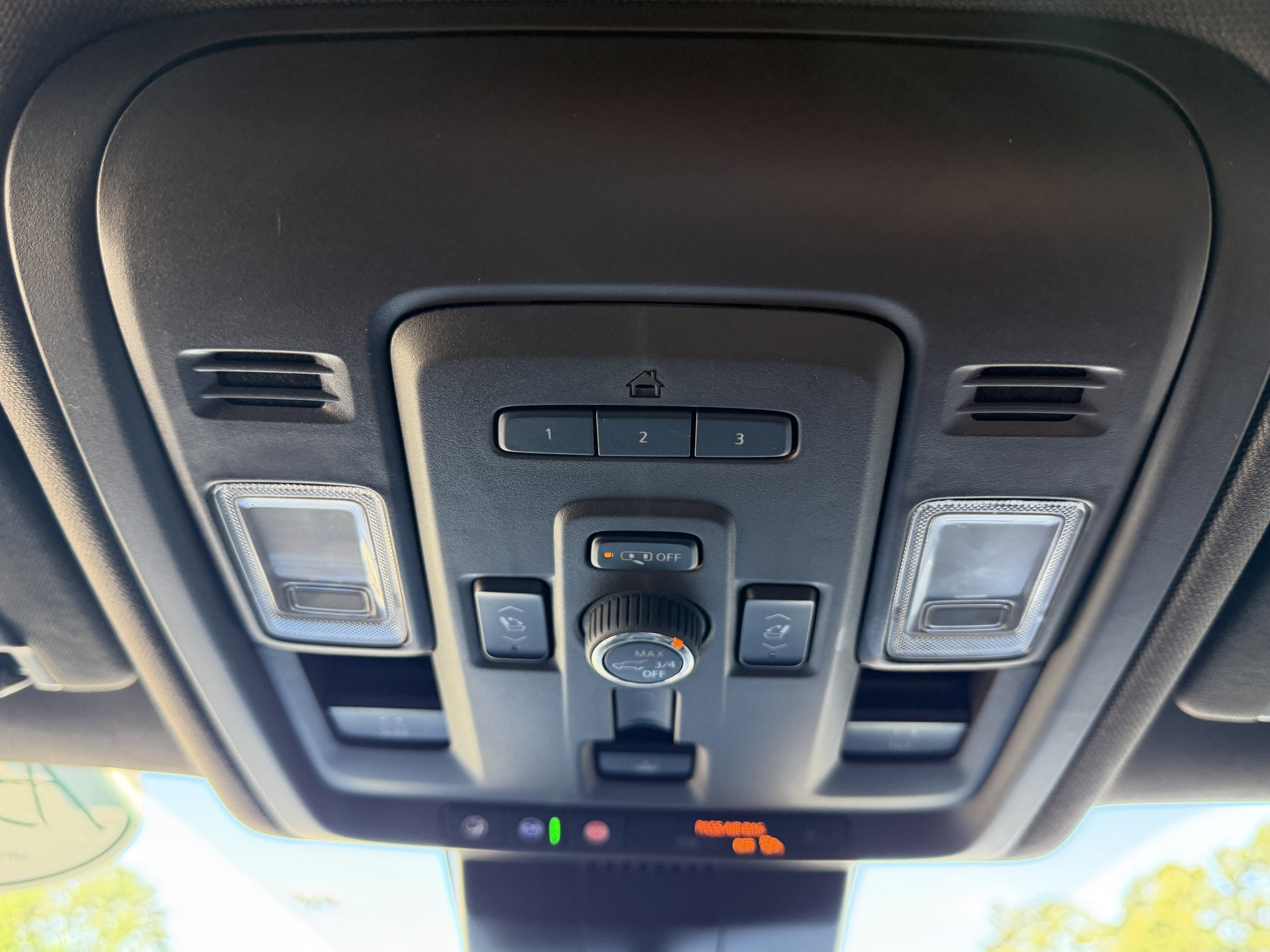 Used 2023 GMC Yukon Denali AWD/4WD image 28