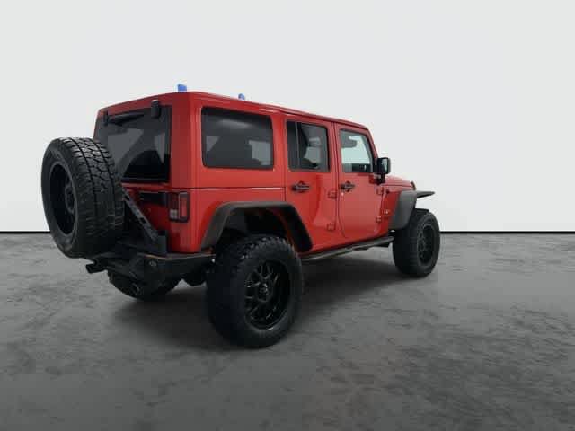 Used 2017 Jeep Wrangler Unlimited Sahara w/ Connectivity Group AWD/4WD image 4