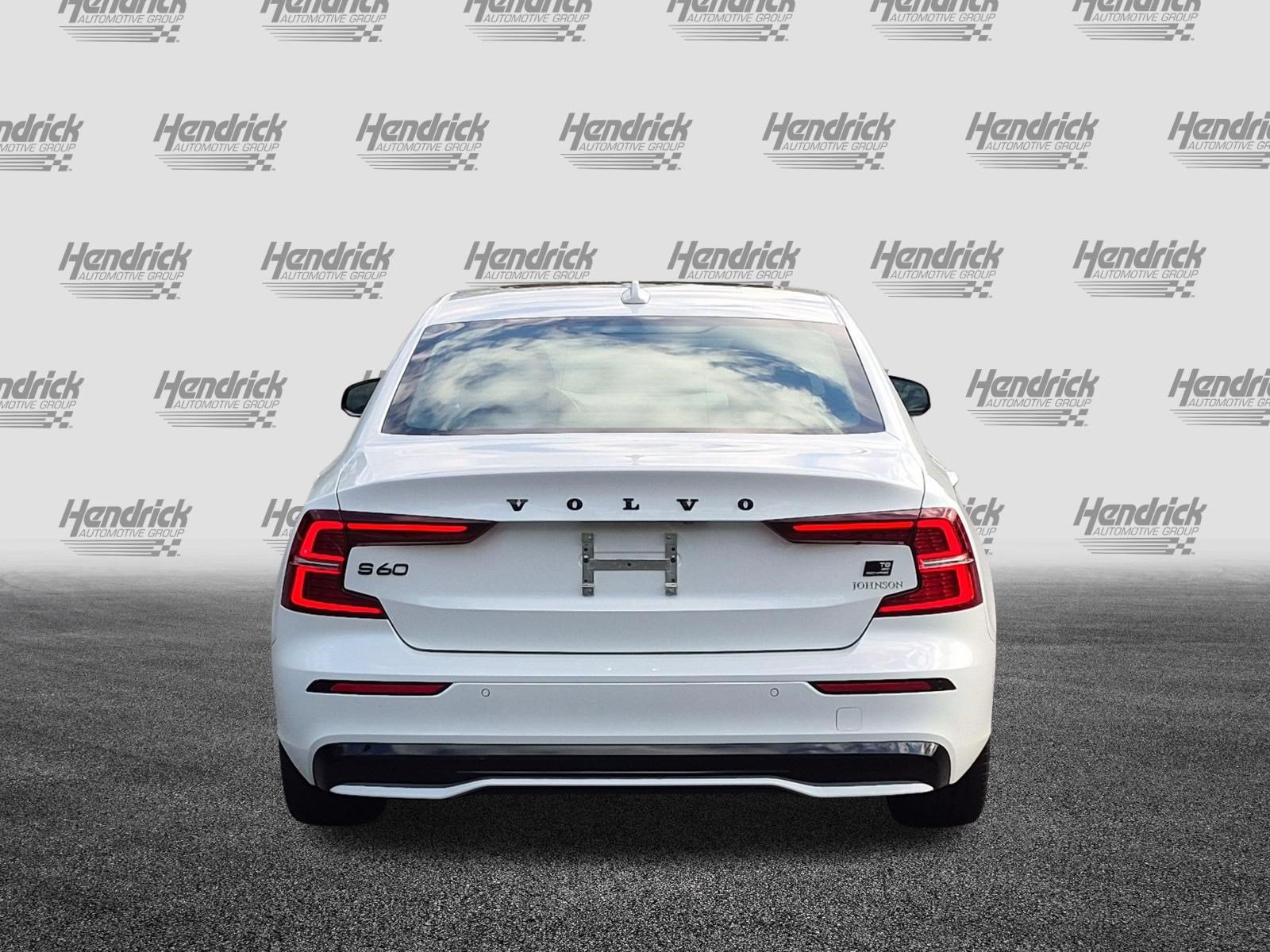 Used 2024 Volvo S60 T8 Ultimate AWD/4WD image 9