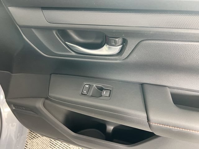 Used 2024 Honda CR-V Sport image 32