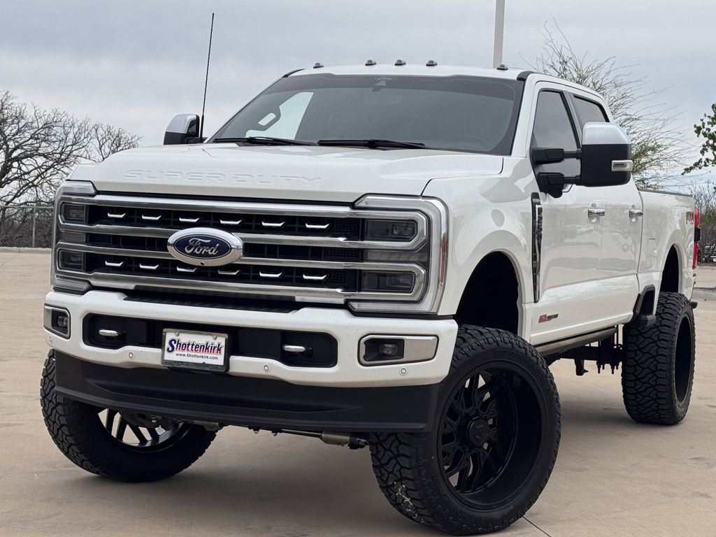 Used 2024 Ford F250 Platinum image 2