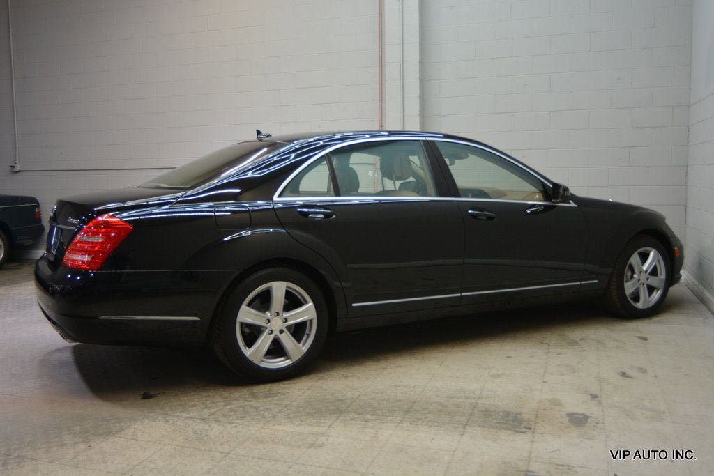 Used 2010 Mercedes-Benz S 550 4MATIC image 31