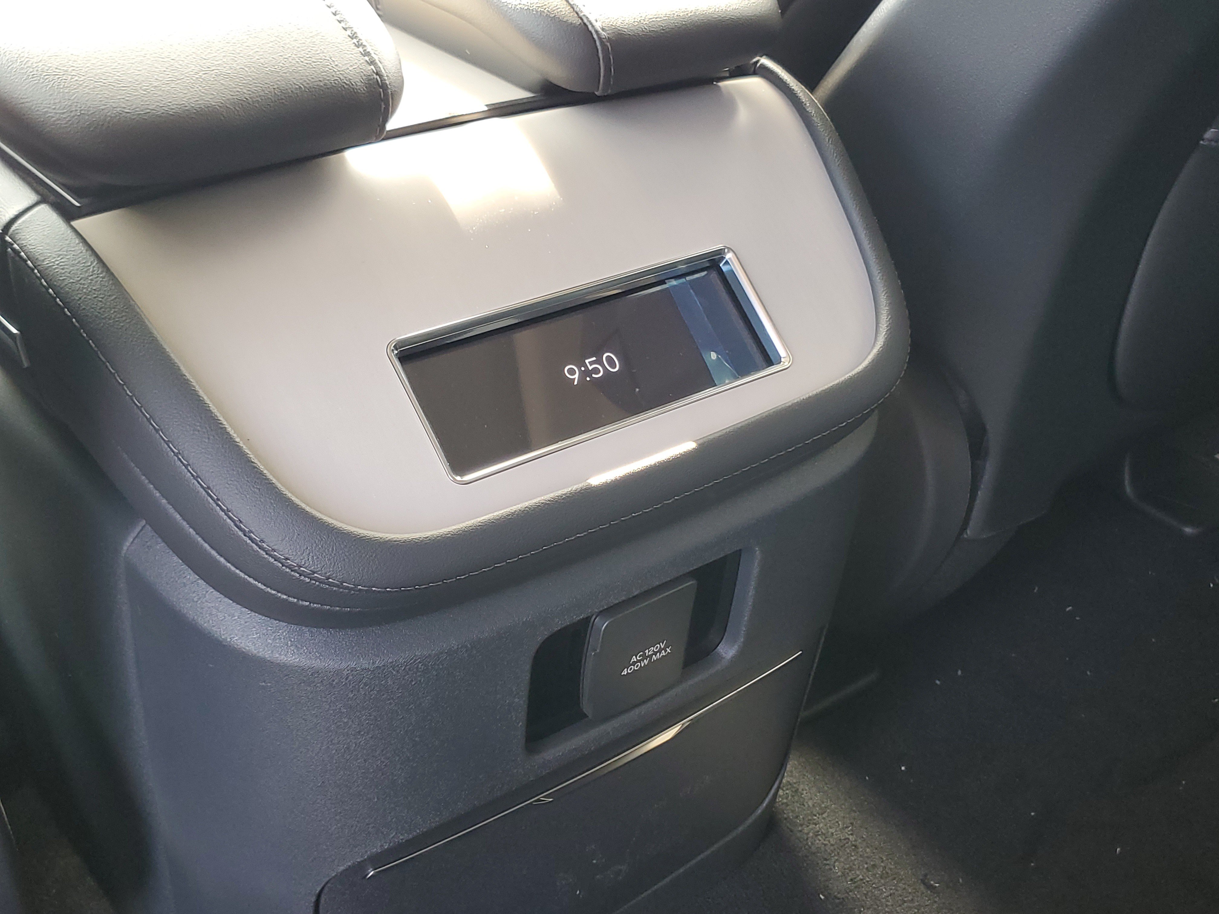 New 2027 Lincoln Navigator Reserve AWD/4WD image 30