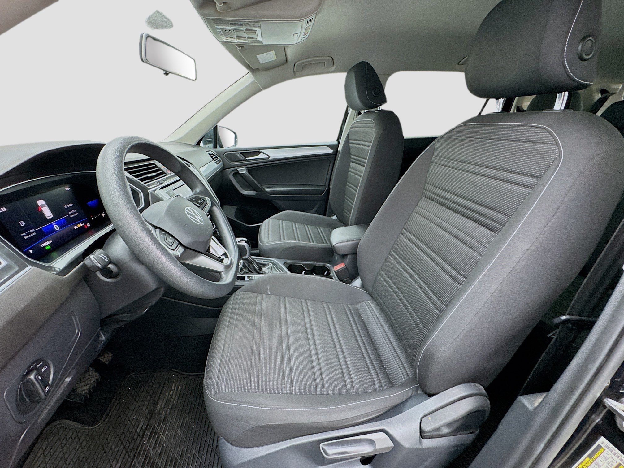 Used 2022 Volkswagen Tiguan S FWD image 13