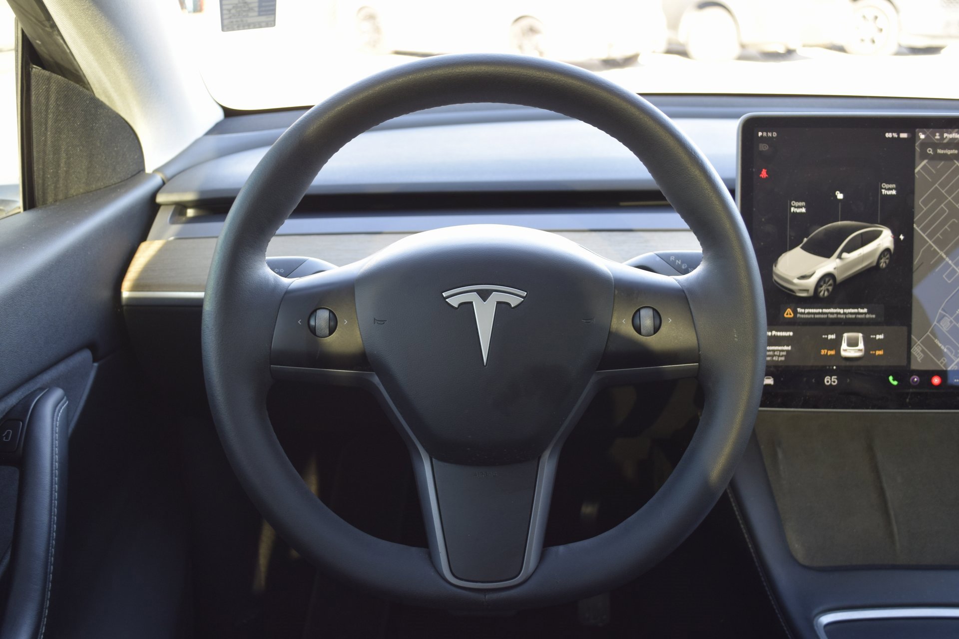 Used 2021 Tesla Model Y Long Range image 11