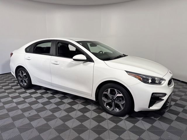 Used 2021 Kia Forte LXS image 9