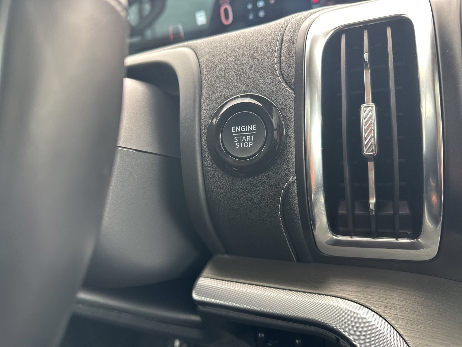 Used 2025 Ford Expedition Max Platinum AWD/4WD image 55