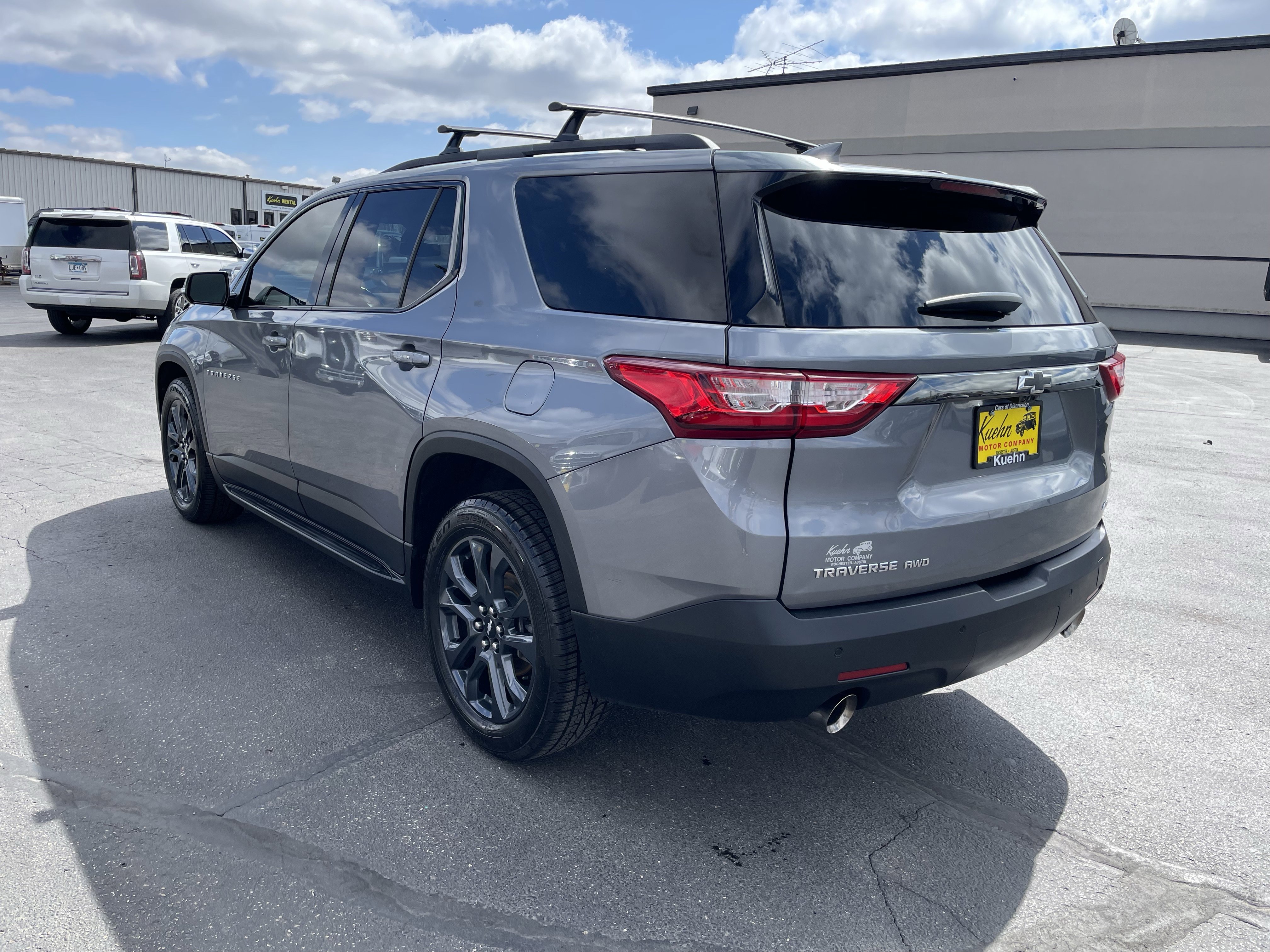 Used 2019 Chevrolet Traverse RS w/ LPO, 'HIT The Road' Package AWD/4WD image 6