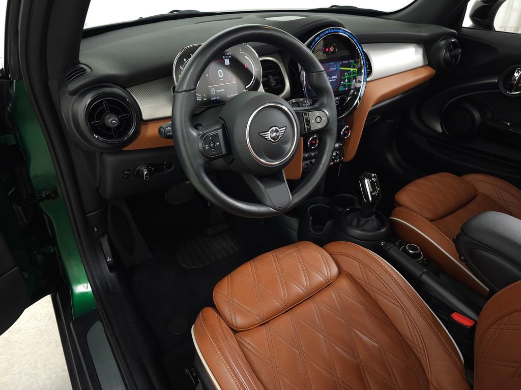 Used 2024 MINI Cooper Convertible w/ Signature Upholstery Package FWD image 17