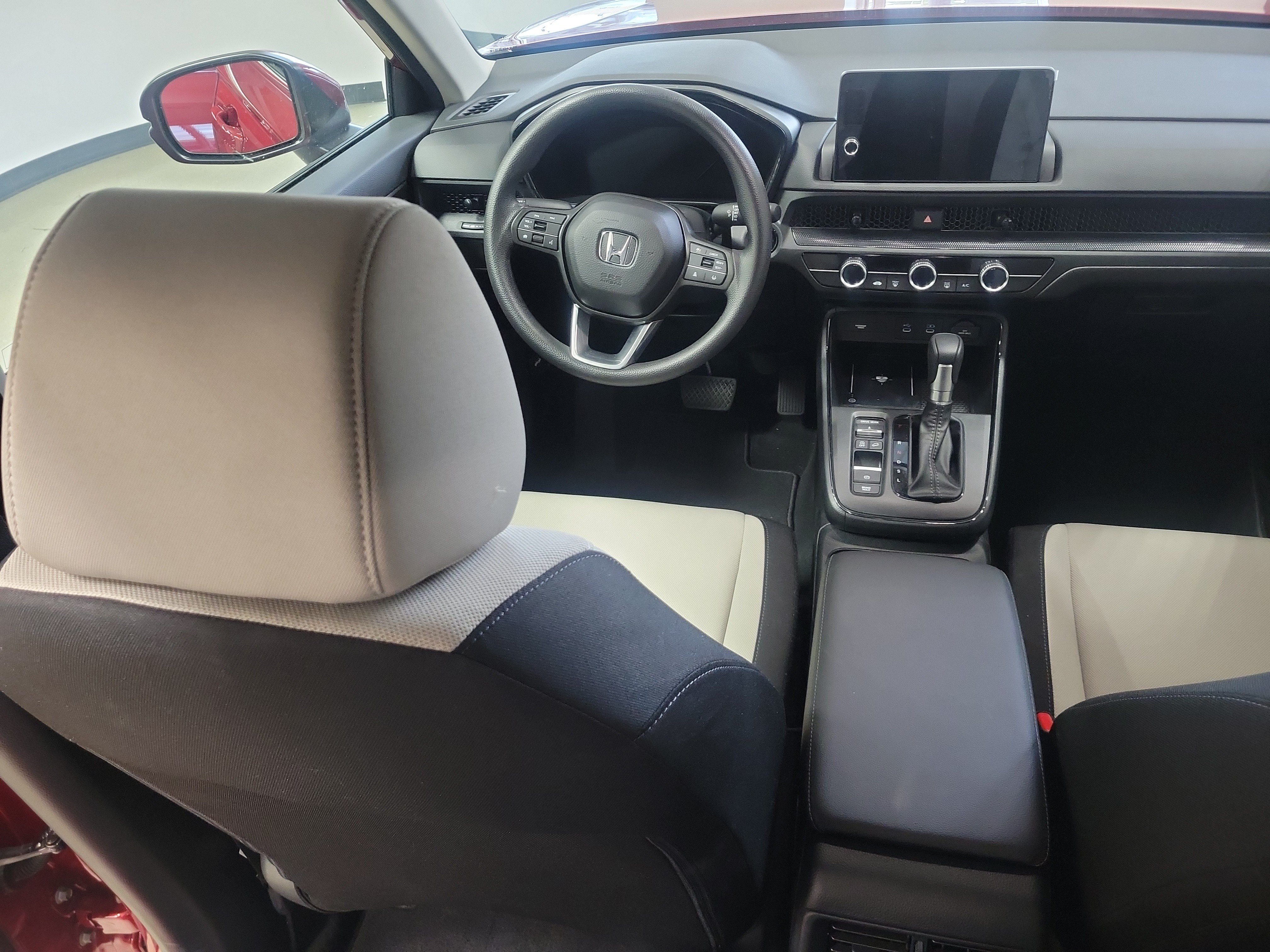 Used 2026 Honda CR-V LX image 12