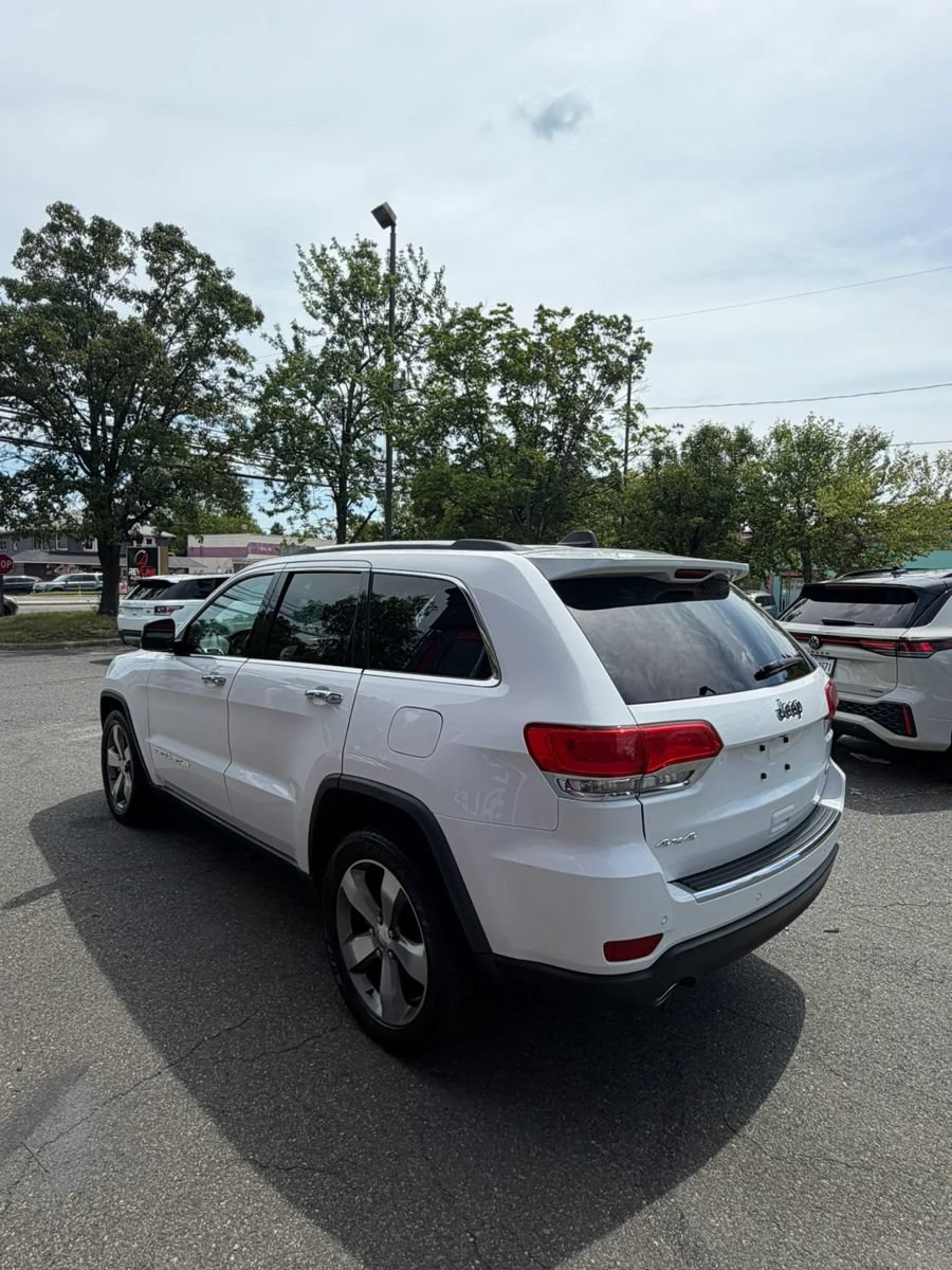 Used 2014 Jeep Grand Cherokee Limited w/ Luxury Group II AWD/4WD image 3