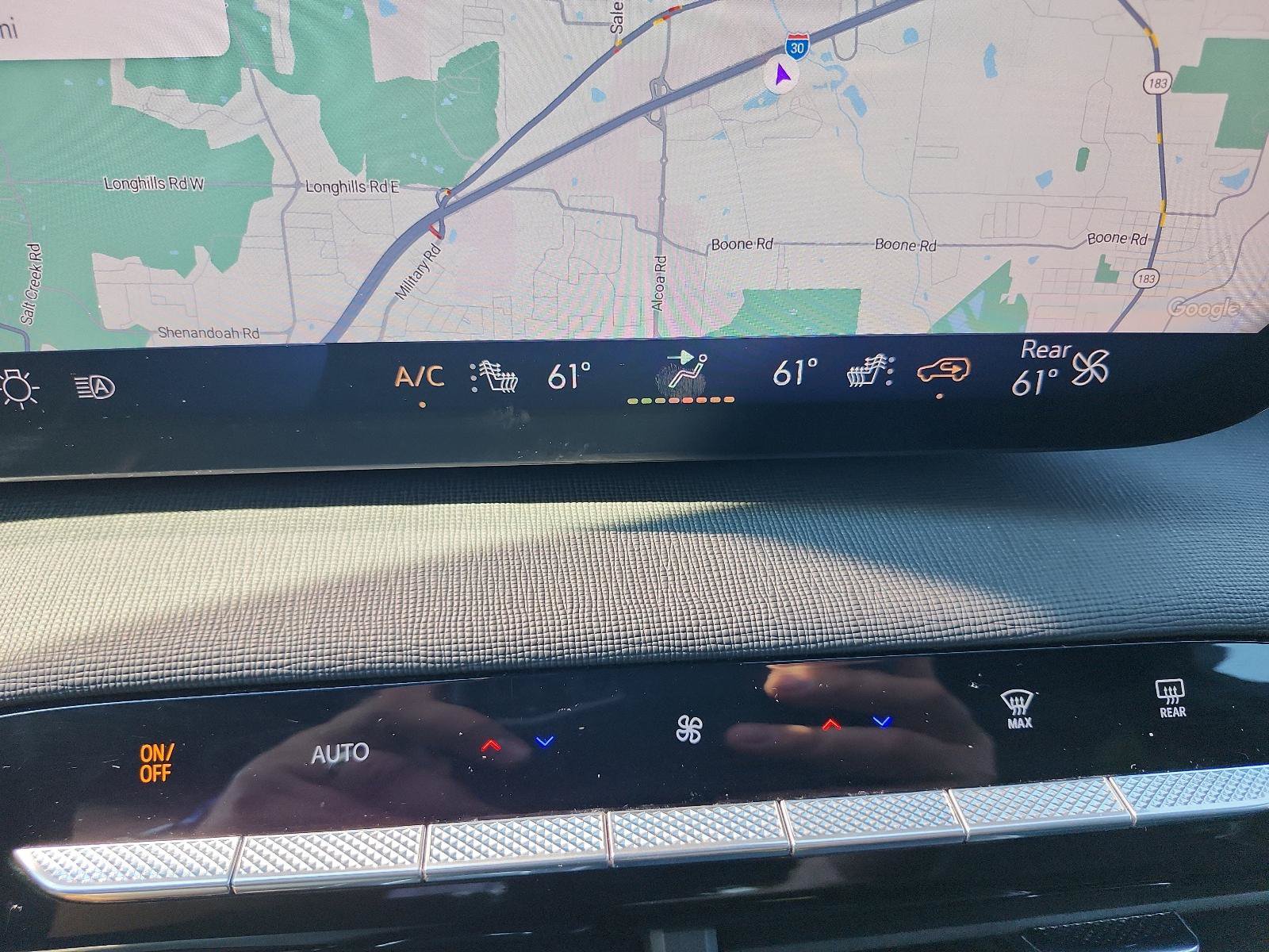 Certified 2025 Buick Enclave Sport Touring w/ Power Package AWD/4WD image 19