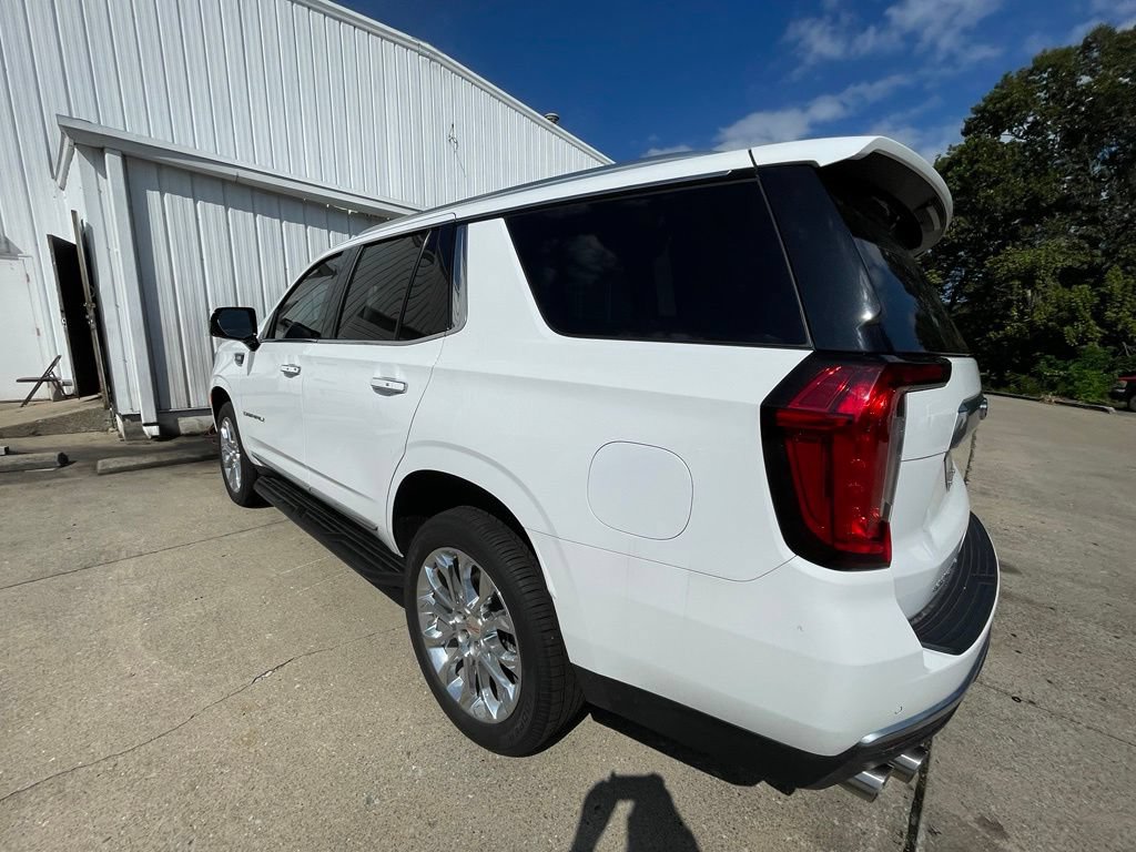 Used 2024 GMC Yukon Denali AWD/4WD image 7