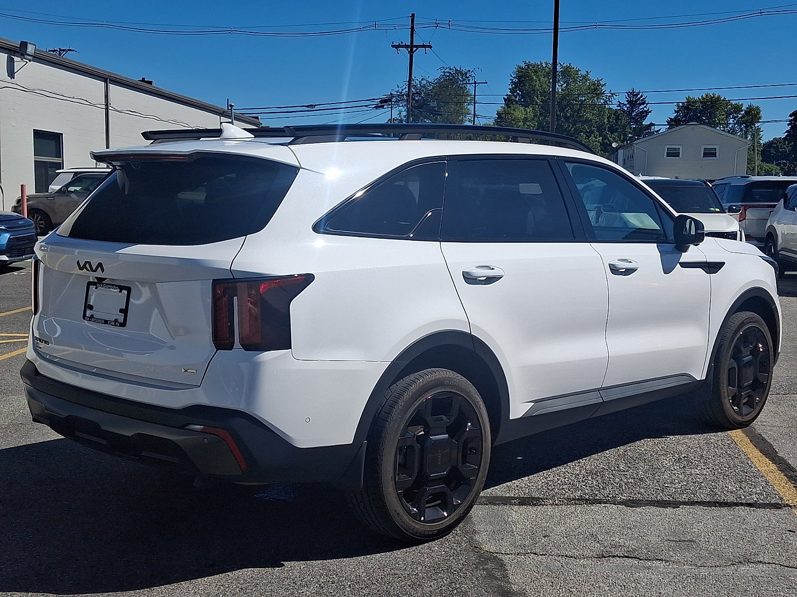Certified 2025 Kia Sorento SX Prestige w/ Sage Leather Package AWD/4WD image 2