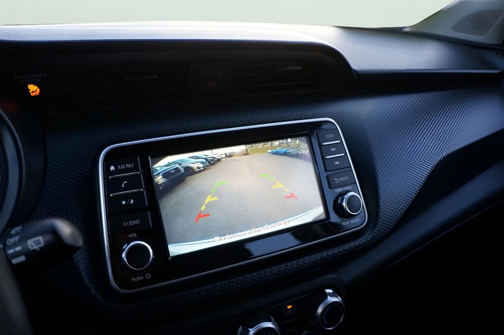 Used 2021 Nissan Kicks S FWD image 23