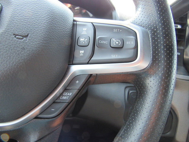 Used 2025 RAM 5500 Tradesman AWD/4WD image 40