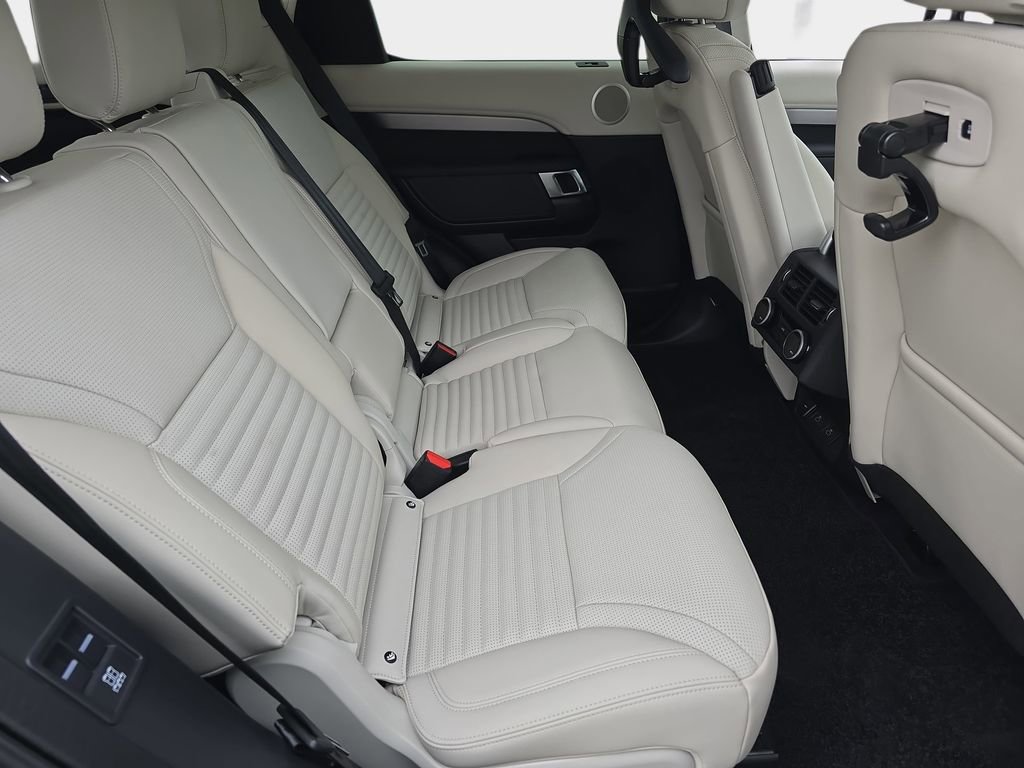 New 2026 Land Rover Discovery Limited Edition AWD/4WD image 11
