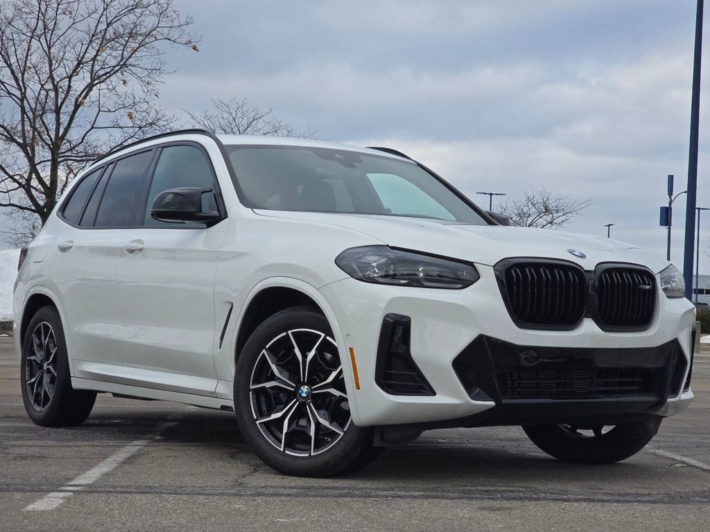 Used 2024 BMW X3 M40i w/ Premium Package image 2