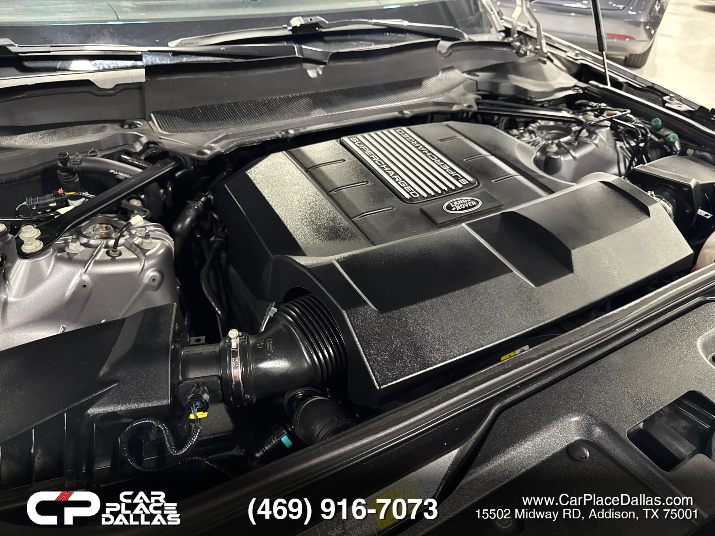Used 2020 Land Rover Discovery Landmark AWD/4WD image 35
