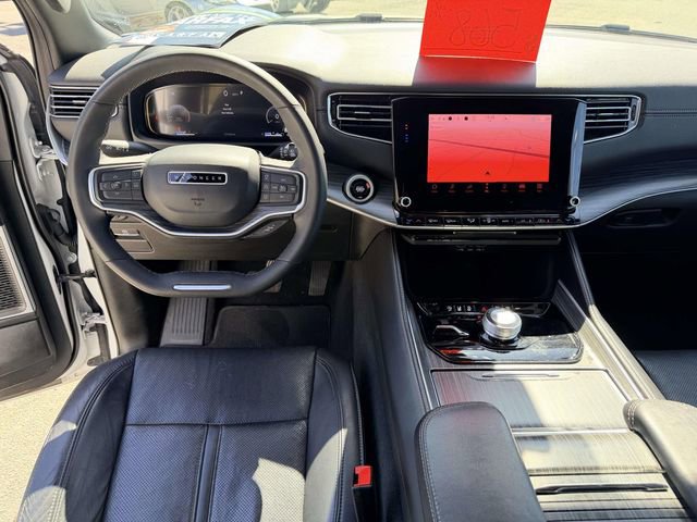 Used 2024 Jeep Wagoneer Series II image 17