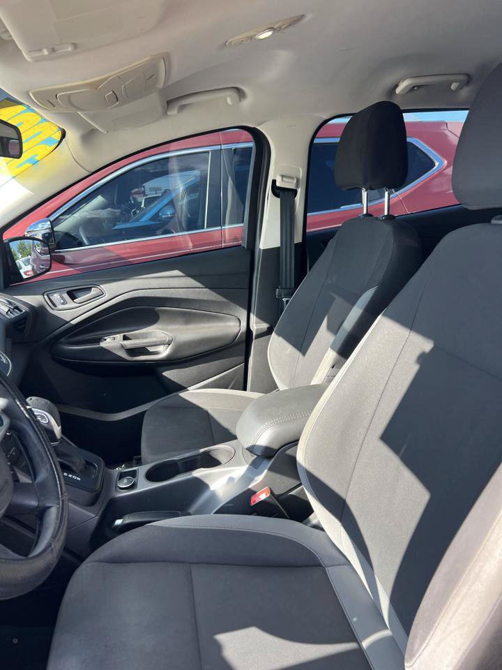 Used 2014 Ford Escape S FWD image 10
