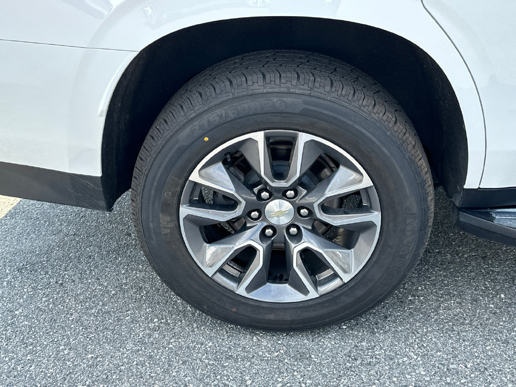 Used 2022 Chevrolet Tahoe LS RWD image 17