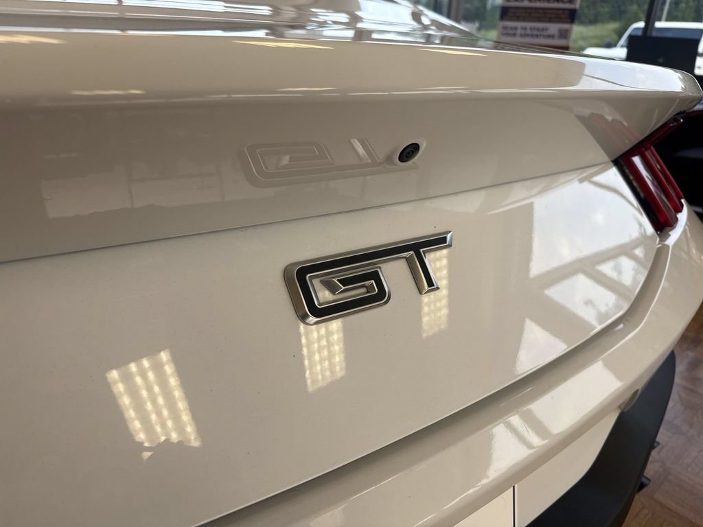 Used 2024 Ford Mustang GT RWD image 6