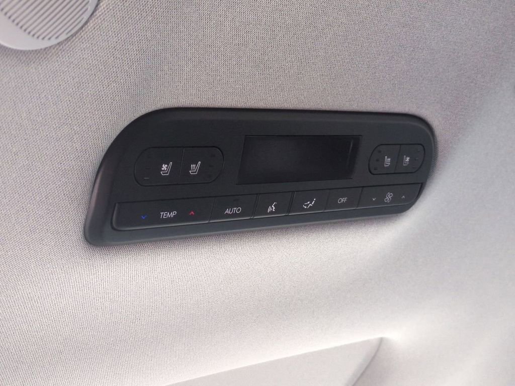 Used 2026 Hyundai Palisade Limited image 25