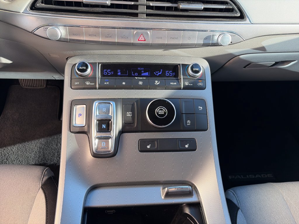 Used 2020 Hyundai Palisade SEL FWD image 28