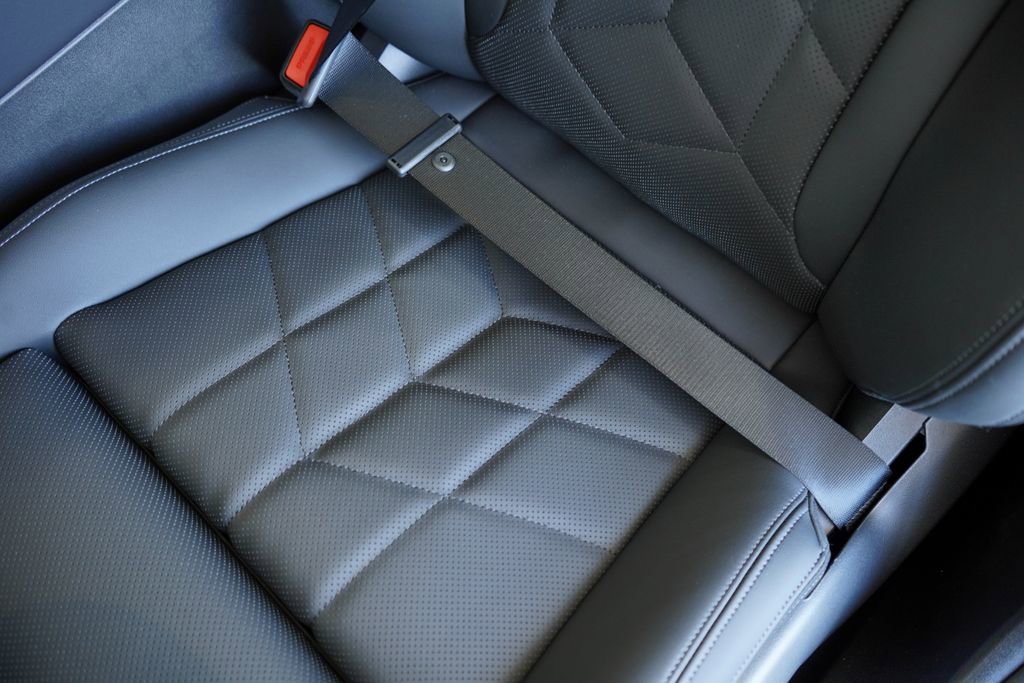 Used 2026 BMW i5 eDrive40 w/ M Sport Package image 12