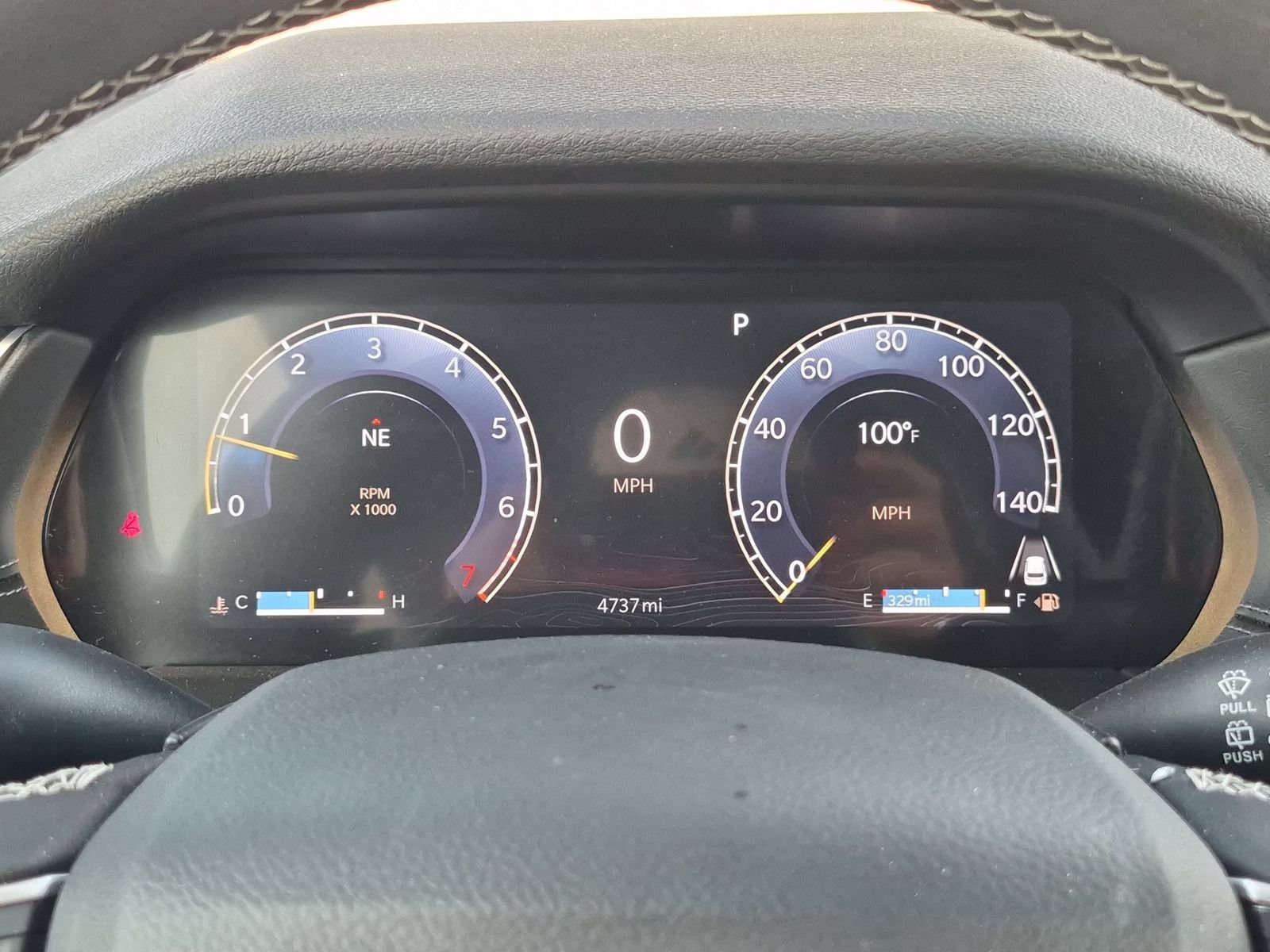 Used 2025 Jeep Grand Cherokee Laredo RWD image 15