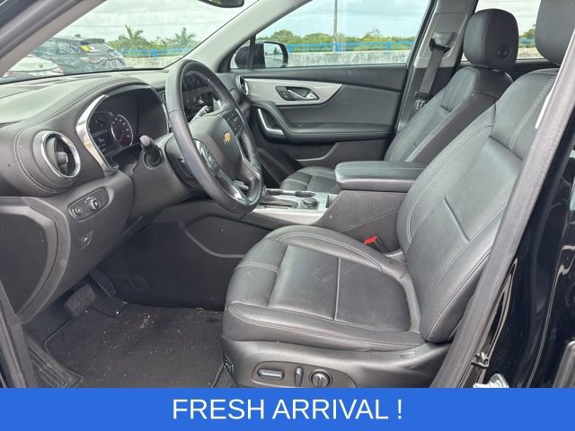 Used 2024 Chevrolet Blazer LT w/ Midnight/Sport Edition image 2