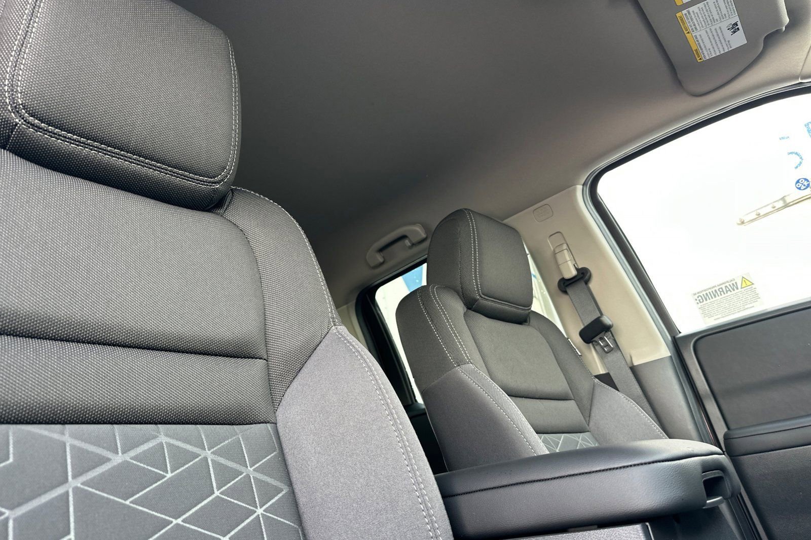 New 2026 Nissan Frontier SV w/ Tow Package image 13