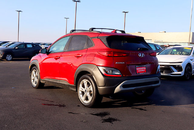 Used 2023 Hyundai Kona SEL w/ Convenience Package FWD image 5