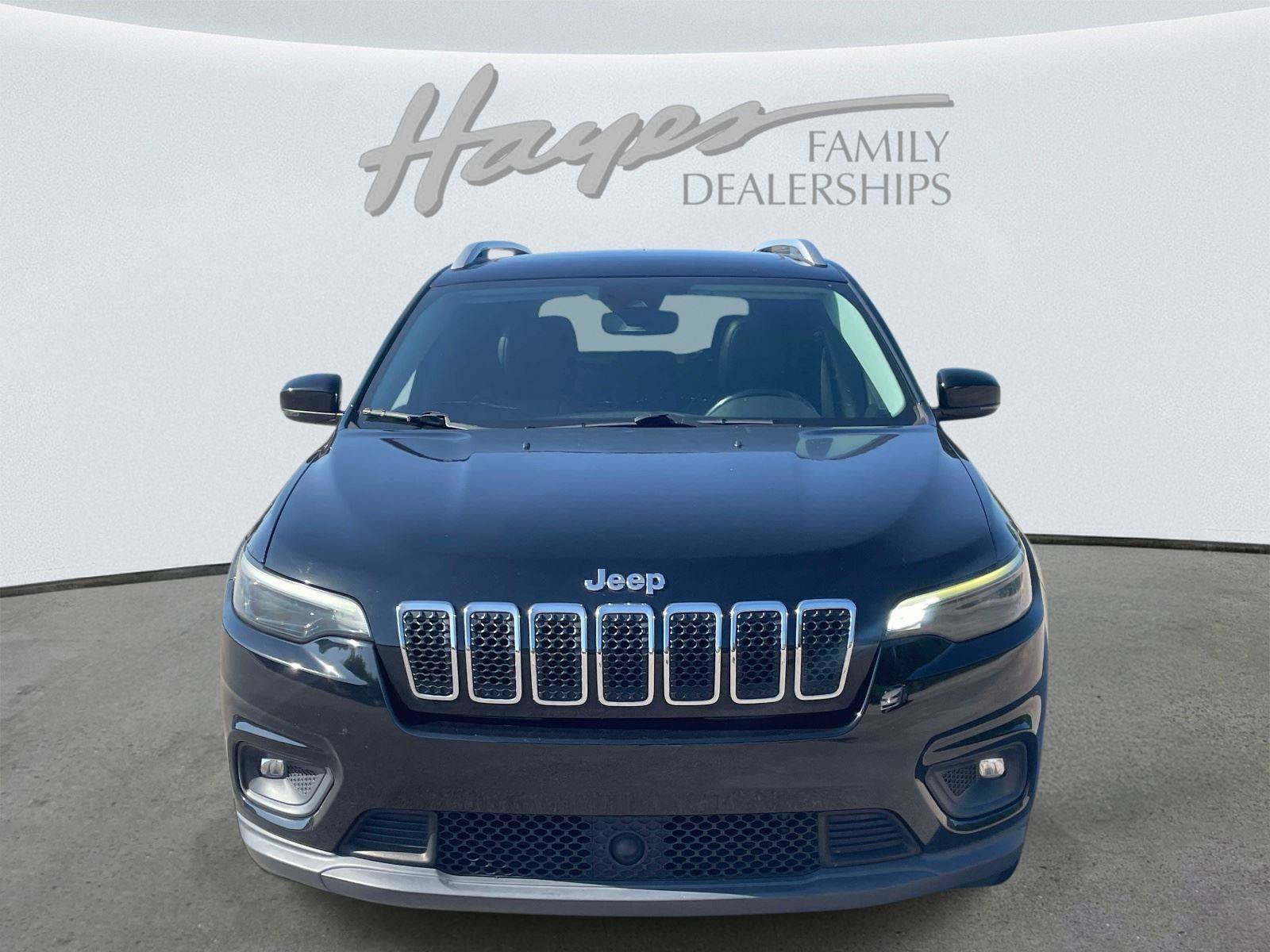 Used 2021 Jeep Cherokee Latitude Plus w/ Sun & Sound Group FWD image 8