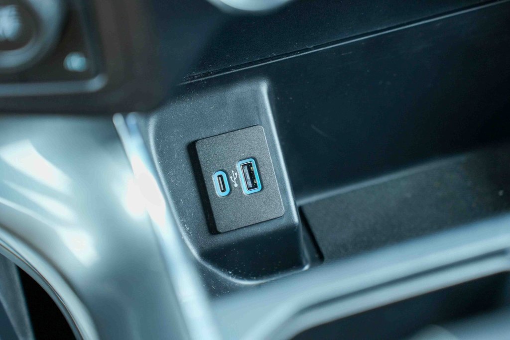 Used 2022 Ford F150 XLT w/ Equipment Group 302A High image 37